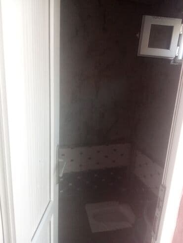 ev yevlax: 2 otaqlı, 2 kv. m, Orta təmir — 4