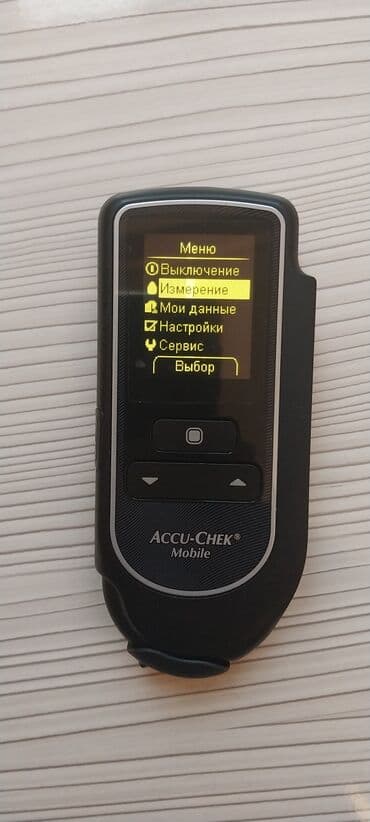 Nitril əlcəklər: Şəkər aparatı.Accu-Chek mobile model U1
Germany.0 — 1