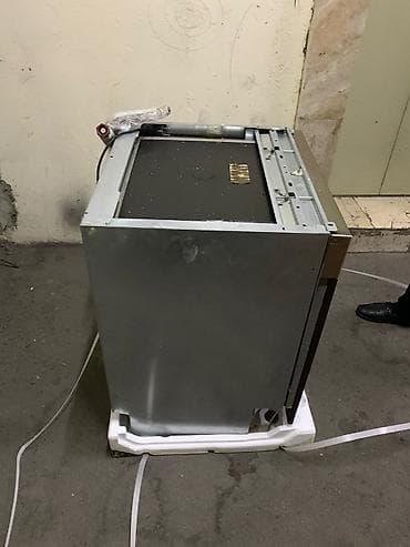 ariston ikinci el: Qabyuyan maşın Ariston, Tam qabaritli (60 sm.), Quraşdırılan — 1