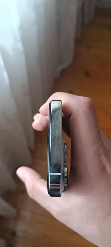 macbook pro 17: IPhone 14 Pro, 256 ГБ, Белый, Беспроводная зарядка — 2