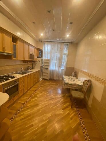 квартира берилет кок жар: 28 may metrosuna yaxin zooparka yaxin 13 mertebeli binanın 10-cu — 6