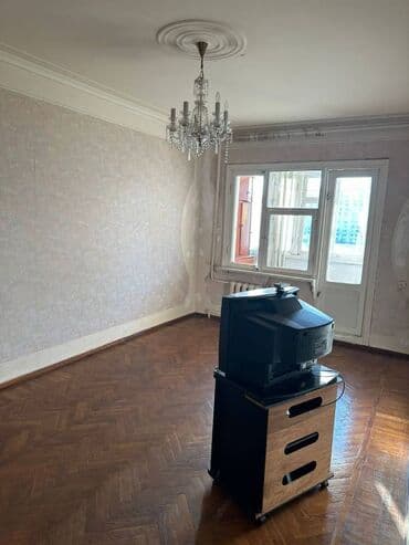 kohne gunesli: Bakı, Köhnə Günəşli, 3 otaqlı, Köhnə tikili, m. Həzi Aslanov, 80 kv. m — 1