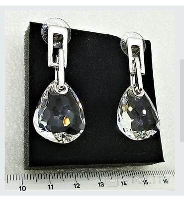 Qol saatları və aksesuarlar: Dəstə daxildir: Boyunbağı, Swarovski, Gümüş — 4