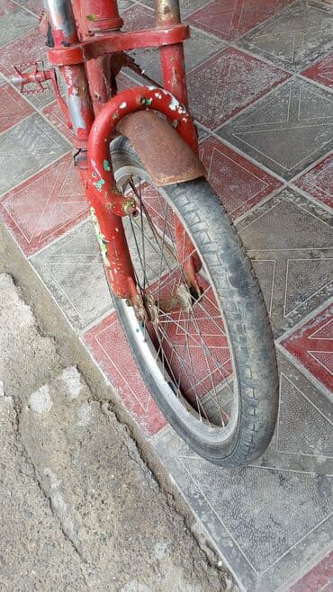 9 yaşdan yuxarı uşaqlar üçün velosipedlər: Salam Veleseped təcili satılır 20 likdu bidənə prablemi var odaki — 2