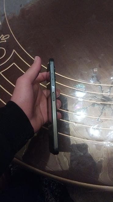 pes 2023 mobile: HOTWAV smartfon - Geniş ekranlı, damla tip çentikli displey - Arxa — 3