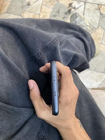 telefon redmi 8: Redmi 128 GB, rəng - Qara, Qırıq — 4