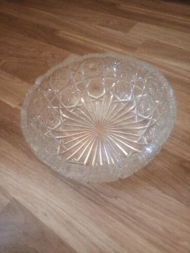 Tort və şiriniyyat qabı, Xrustal