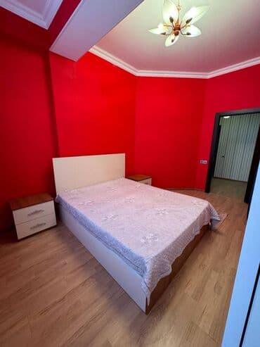 evde operatör isi: Səbail rayonu,Jurnalistlerin binası, su idman sarayın yanı17 — 4