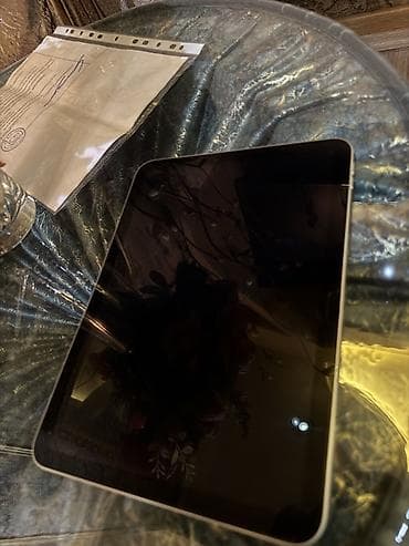 iphone 15 pro ekran: İşlənmiş Apple iPad 10 (2022), 10,9", 64 GB — 5