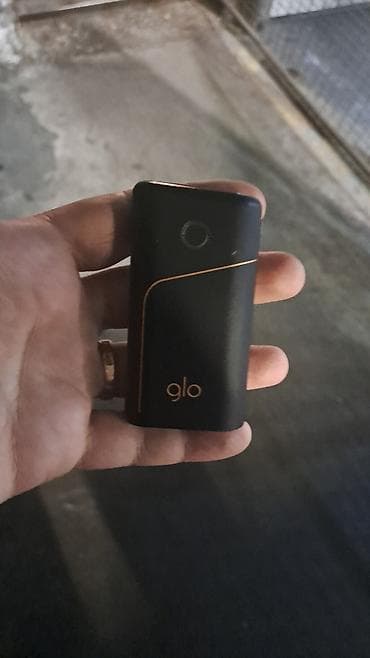 Glo tütün qızdırma cihazı - Rəng: qara, mis-qızılı xətt detalları -