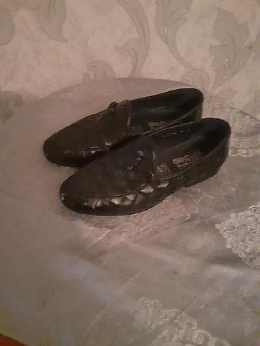 sattlar: Ölçü: 40, rəng - Qara, Yeni — 2