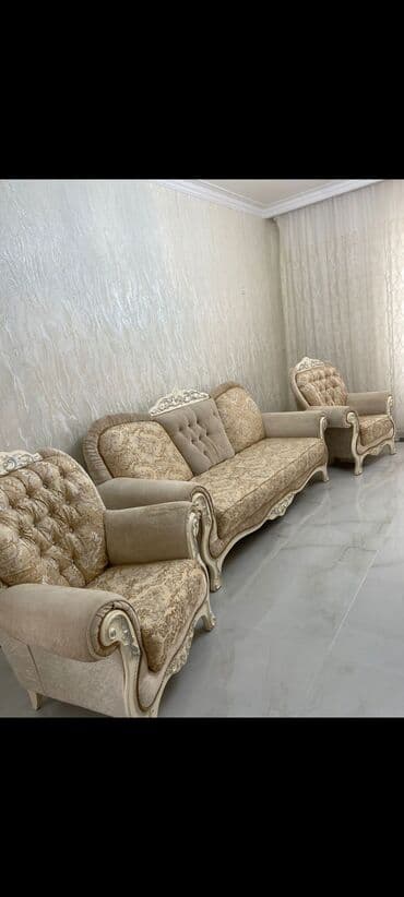 İşlənmiş, Divan, 2 kreslo