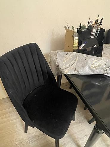 Masalar və oturacaqlar: Qonaq masası, İşlənmiş, Açılan, Dördbucaq masa — 2