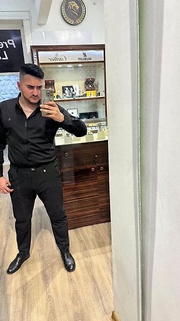 Другие специальности: Продавец-консультант требуется, 18-29 лет, 3-5 лет опыта, Ежемесячная оплата — 6