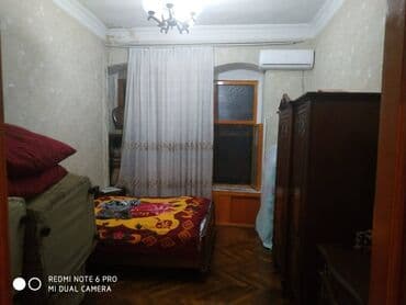 kirayə ev ayliq: 28 may metrosunun yaxınlığında 5 mertebeli binanın 3-cü mərtəbəsində — 5