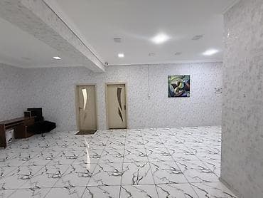 ofislər: Icarəyə/verilir: İşıqlı ofis/iş otağı - Plan: Uzunsov, ayrı qapılı — 4