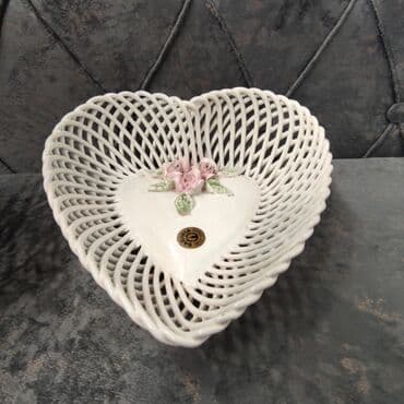 saxlama gabi: Qədimi Bavaria keramika el işi konfet qabı
balaca 50 böyük 70 — 3