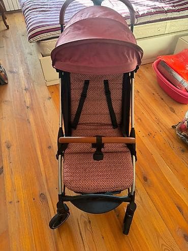 Gəzinti arabaları: Kalyasqa satılır. *Qiymət 100azn* Ideal vəziyyətdə Ünvan Xalqlar 9686 — 2