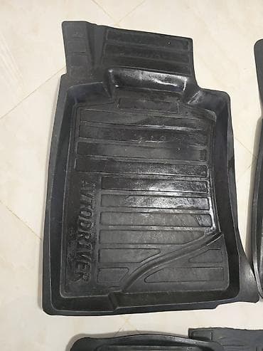 Avtomobil üçün ayaqaltı, İşlənmiş, Rezin, Mercedes W210, Ünvandan götürmə — 2