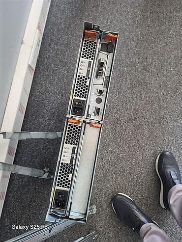 virtual reality: IBM System Storage DS3400 professional server storage sistemi satılır — 3
