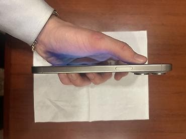 ayfon 8 plus 128 gb: IPhone 15 Pro Max, 256 GB, Gümüşü, Face ID — 3