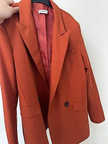 şalvar tulum: Qadın üçün iki düyməli narıncı (tünd tərkibli korall/rust) blazer - — 2