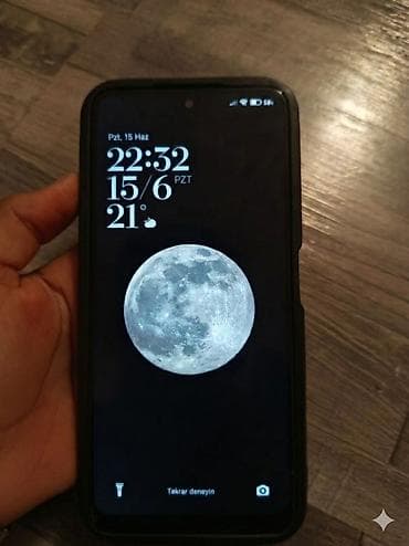 2 ci el komputer: Smartfon – Android sistemli, tam ekranlı, ön kamera üçün mərkəzdə — 3