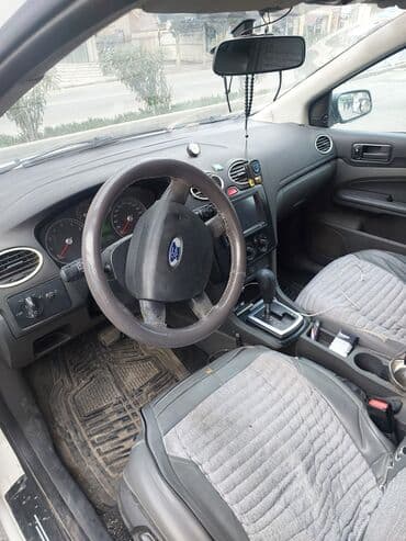 07 satisi: Ford Focus: 1.6 l | 2006 il 430000 km Hetçbek — 4
