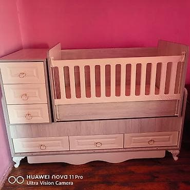 Beşiklər: Oğlan və qız üçün, İşlənmiş, Dördbucaq, Beşik — 1