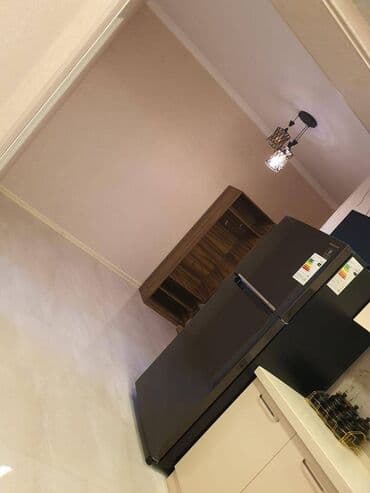 Xətai rayonu Gənclik parkına yaxın 16 mertebeli binanın 9-cu — 2