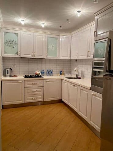 gunəşlidə kirayə evlər: Xətai metrosu yaxınlığında, 9 mərtəbəli binanın 5-ci mərtəbəsində — 9