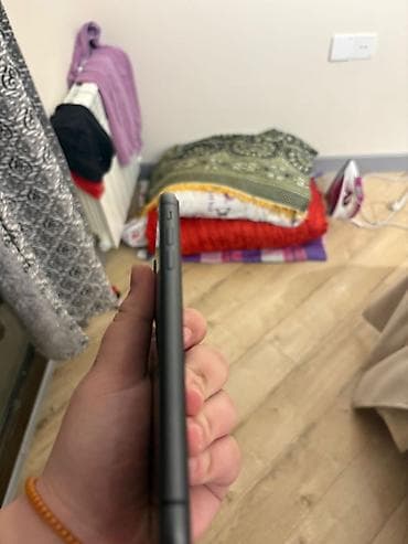 Powerbanklar: IPhone 11, Qara, Face ID — 2