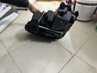 Коммерческий транспорт: Mercedes w213 farasi ili2018 ön şusəsi sınıbdı sağ farafı — 2