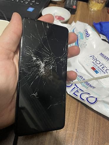 Video oyunlar və konsollar: Samsung Galaxy A51, 128 GB, rəng - Qara, Qırıq — 2