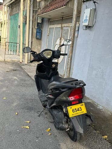 nnb 49cc: - YAMHA, 125 sm3, 2024 il, 27500 km — 4