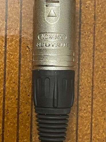 gucləndirici: Canon Exseler audio. Razyom 1 ededi 3
Bug Gek — 2