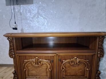 hinduska etinin qiymeti: Yüksək keyfiyyətli, Malayziya istehsalı klassik üslubda TV altlığı — 4