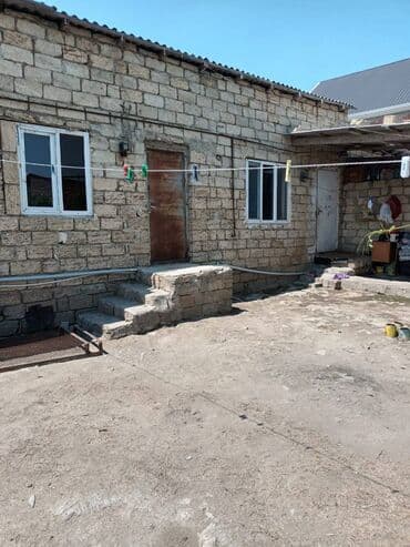 tovuzda ev: 2 otaqlı, 100 kv. m, Orta təmir — 2