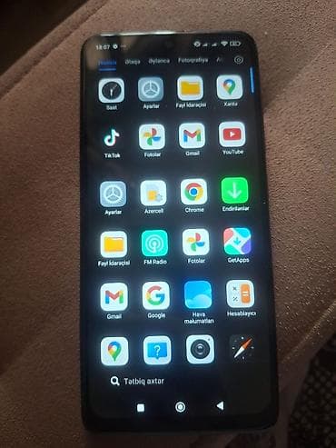 honor x7b 8256: Redmi smartfon - Model: Redmi (arka qapaqda Redmi loqosu) - Kamera — 2