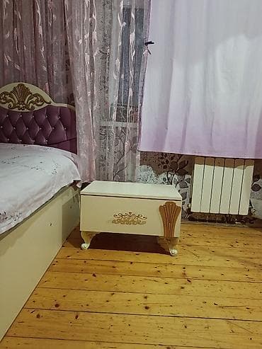 ucuz vitrin: Klassik üslubda uşaq/yeniyetmə otağı dəsti Tərkib: - Geniş kupe dolab — 3
