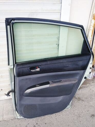 Sağ arxa, Toyota PRİUS, 2008 il, ABŞ, Ünvandan götürmə