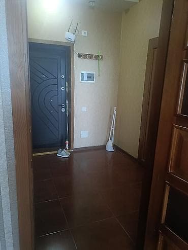beyleqanda kiraye evler: Mebel və texnika ilə təchiz olunmuş mənzil - Geniş və işıqlı zal — 5