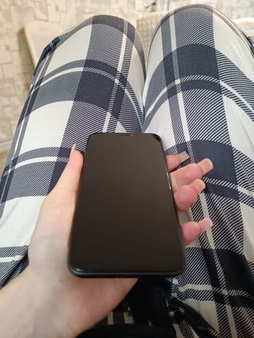 Fly: IPhone 11, Черный — 6