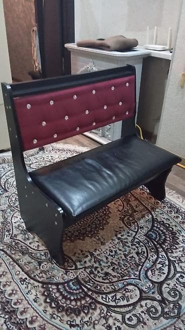 Divan 2 nefer otura biler Alti bazadi Qiymet 25 azn Unvan Nerimanov — 1