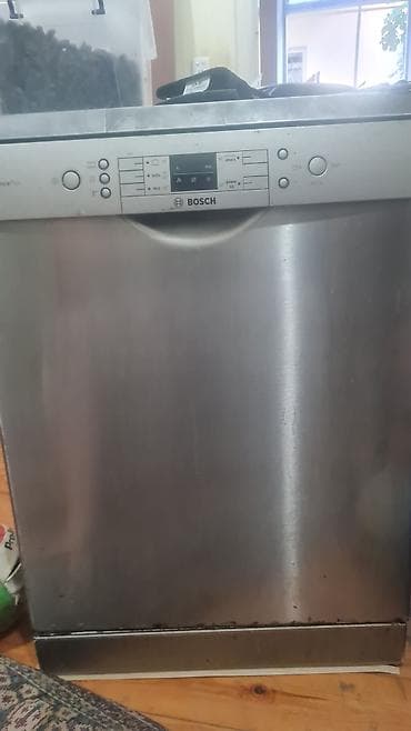 Bosch qabyuyan maşın – tam ölçülü, paslanmayan polad ön panel