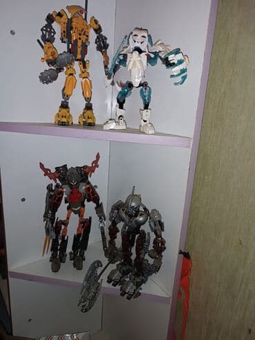 popit neçə manatdır: Коллекционные фигурки -Марвел -человек паук, Халк оригиналы, есть и — 8