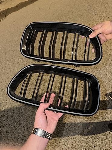 b köynəyi var: BMW ön radiator barmaqlığı işığlı seti – 2 ədəd gözəl görnüşü var gecə — 1