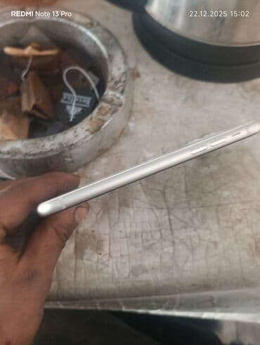 ıphone 11 ikinci el: IPhone 11, 64 GB, Gümüşü, Face ID — 6