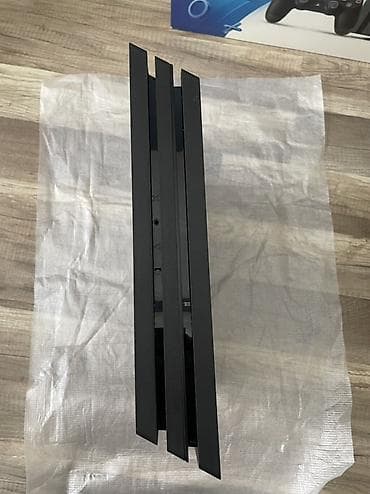 Xbox Series S: PS 4 Pro 1TB . Konsol yenidir Tam ideal vəziyyətdədir,heç bir problemi — 10