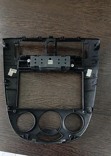 android maqnitola: Maqnitol, AUX — 3